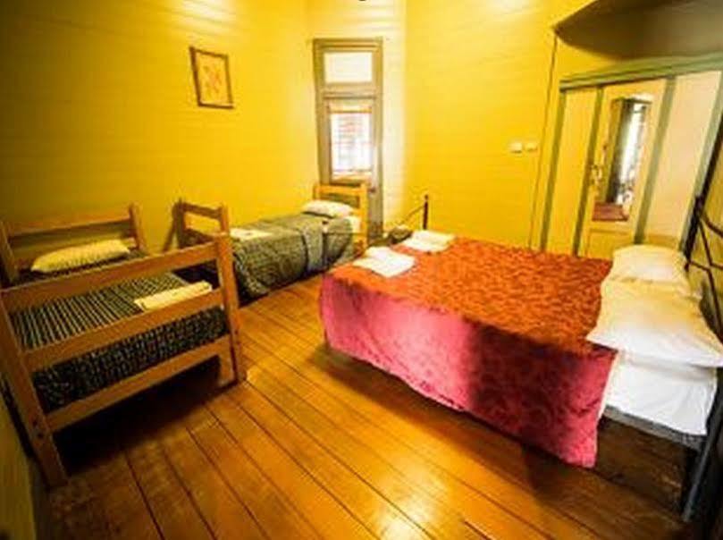 The Middle Pub Hotel Mullumbimby Exterior photo